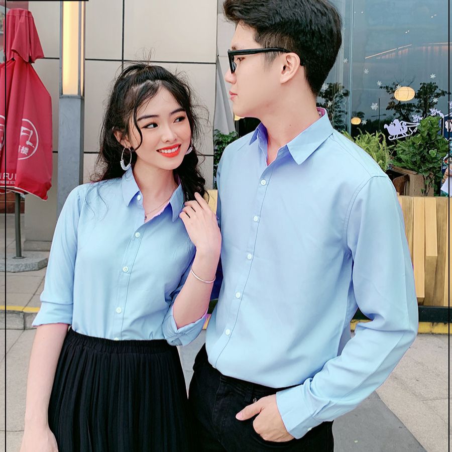 Áo sơ mi đôi xanh nhạt cổ bẻ nhã nhặn