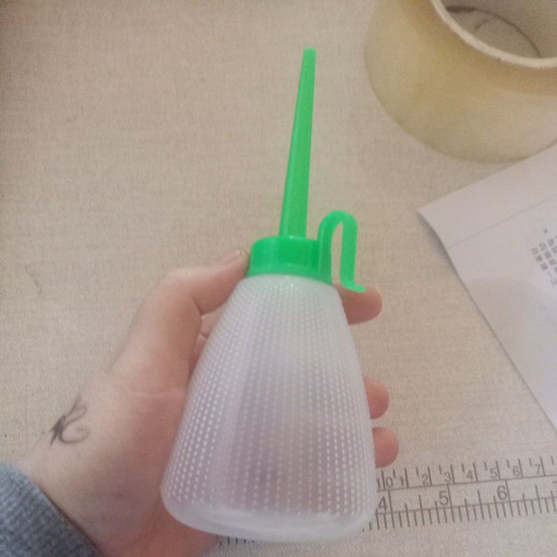 vịt đựng dầu máy khâu 165ml