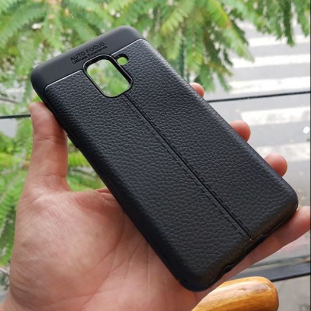 Ốp lưng silicon vân da, chống sốc auto focus samsung a8 2018 / a8 plus 2018