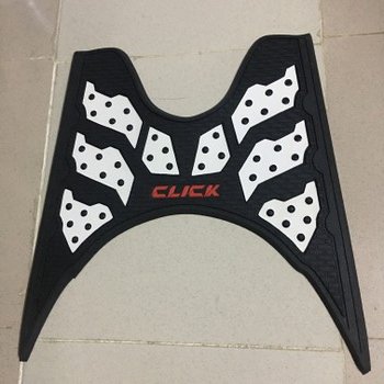 Thảm lót chân cao su xe Click Thái.