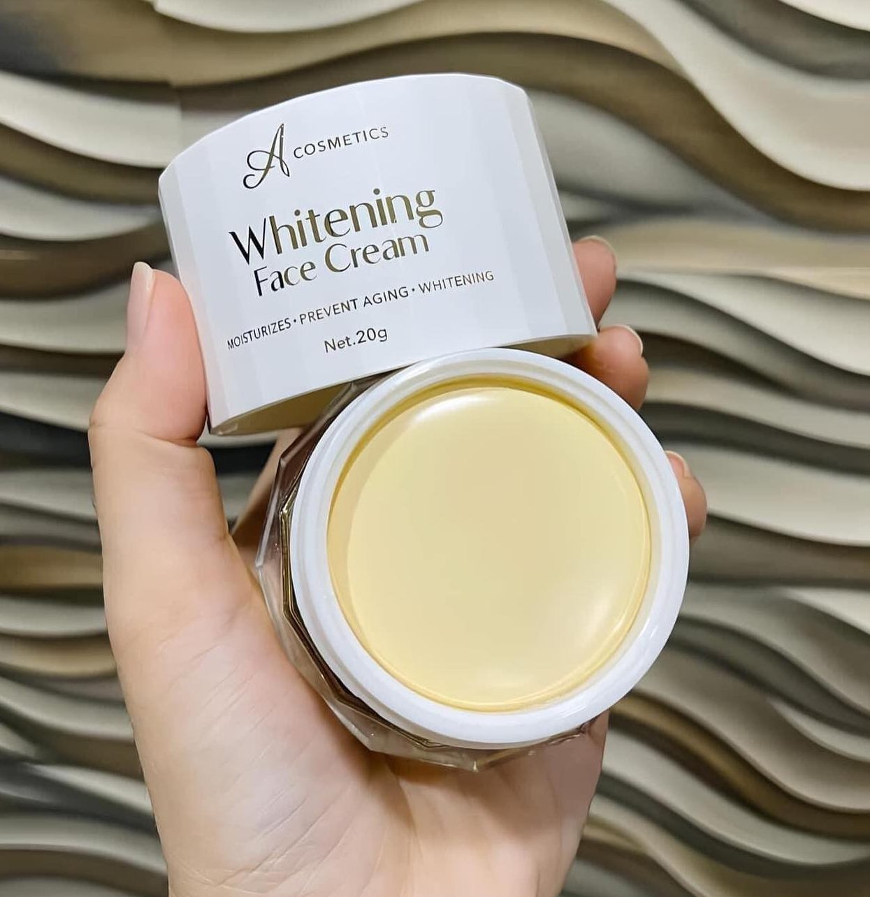 KEM FACE PHÁP WHITENING FACE CREAM A COSMETICS