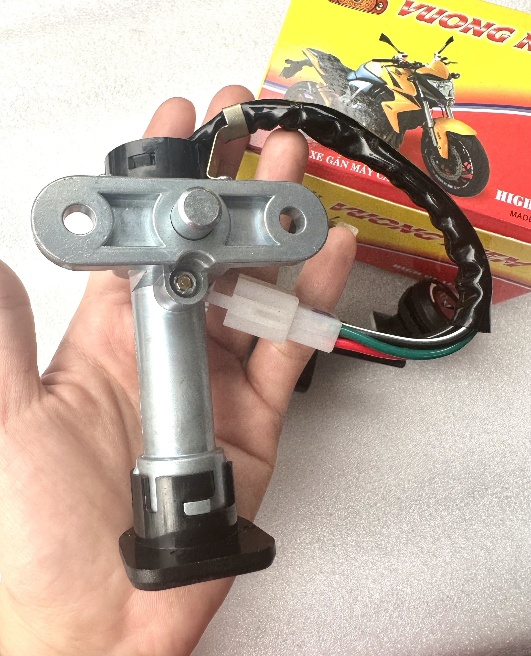 BỘ Ổ KHOÁ XE MAX 2 ( XE NHẬT )