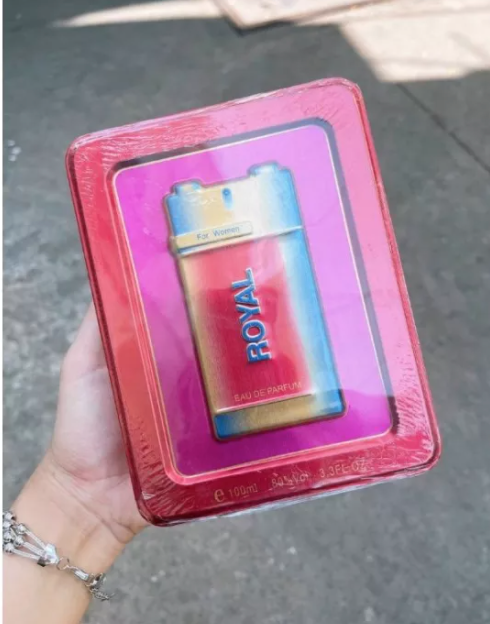 Nước hoa Royal hộp thiếc đỏ 100ml.