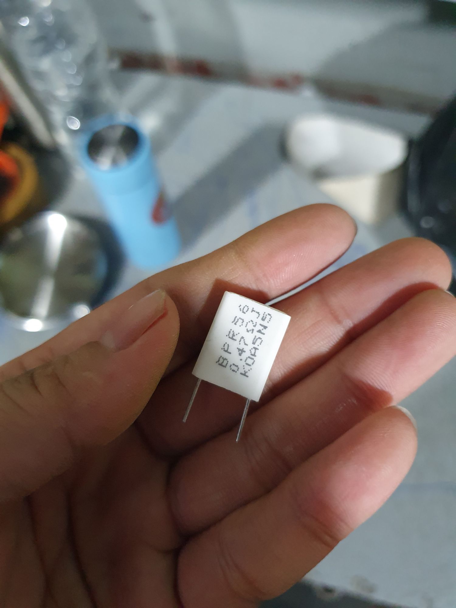 10 con trở sứ 5w cắm 0,47 ôm