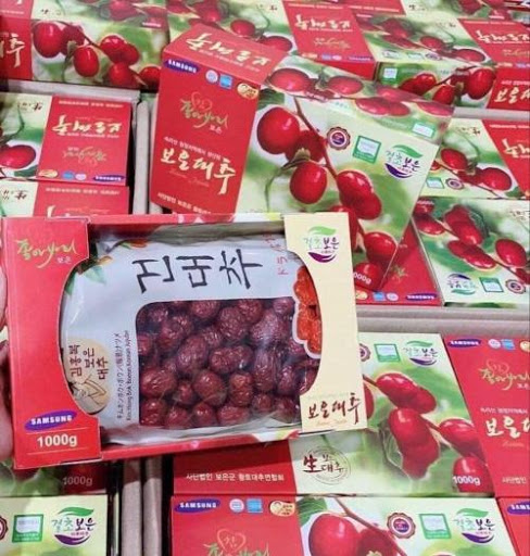 Táo đỏ Hàn Quốc Trai Đẹp 1KG