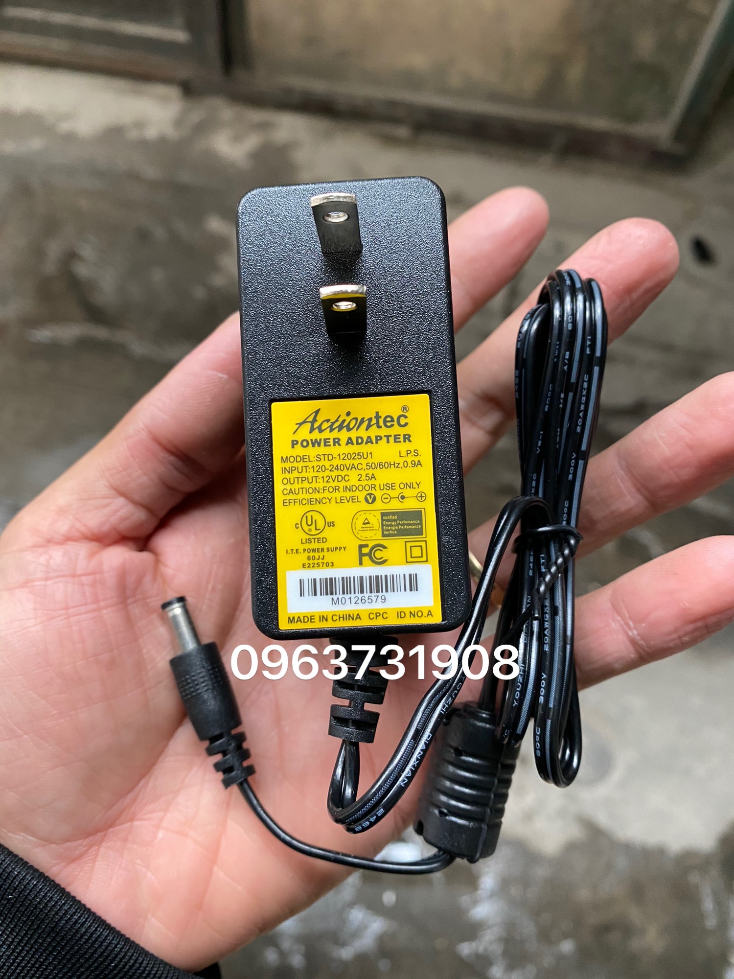 Nguồn sạc đầu ghi camera 12V 2.5A loại tốt