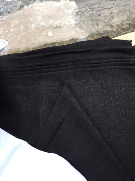 Vải linen tưng mình gân dầy vừa màu đen!