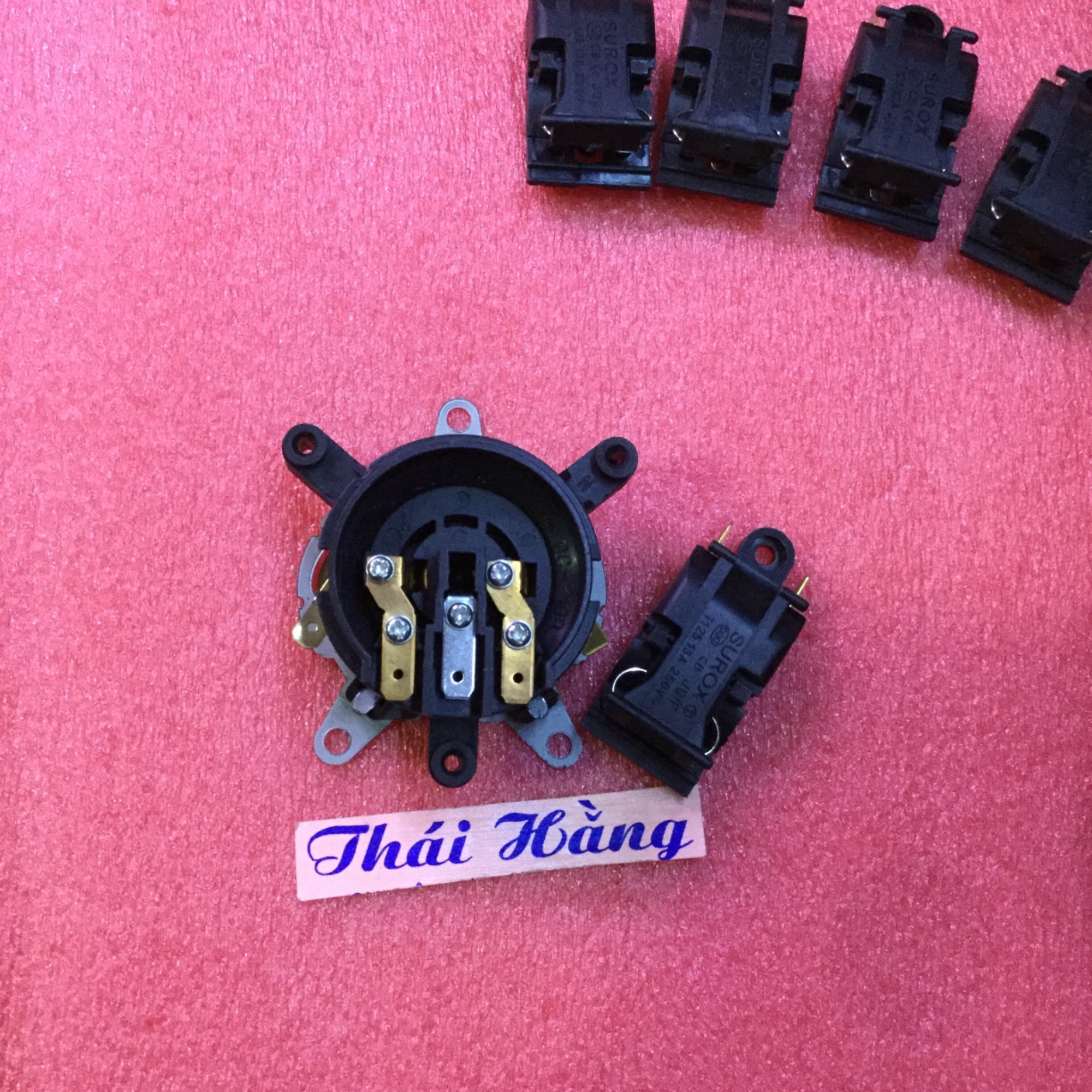 Công tắc và đế ấm siêu tốc giá cho 1 bộ