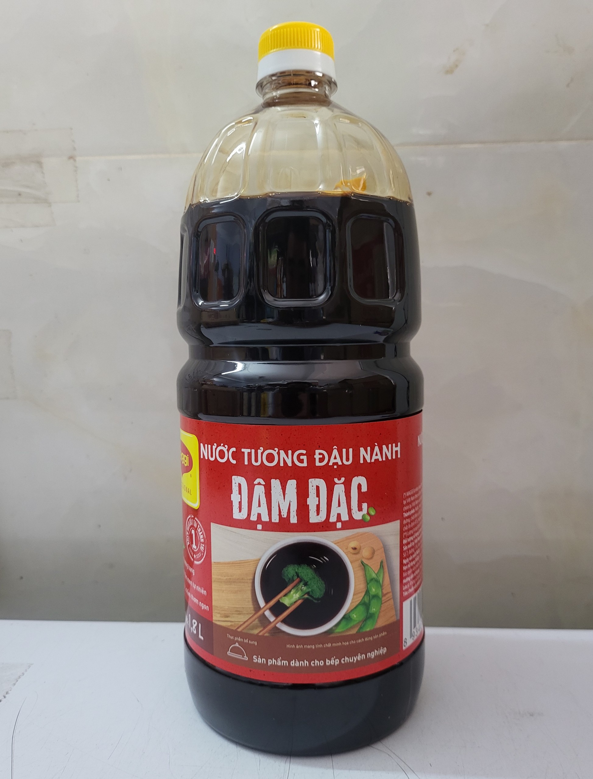 [BÌNH 1.8 Lít – ĐẬM ĐẶC] NƯỚC TƯƠNG ĐẬU NÀNH (mẫu mới) [VN] MAGGI Dark Soybean Sauce