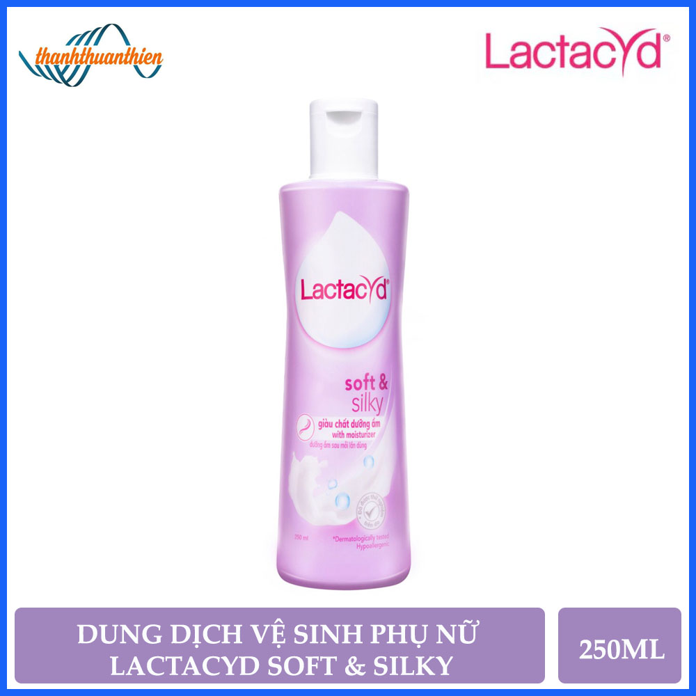 Dung Dịch Vệ Sinh Phụ Nữ Lactacyd Dưỡng Ẩm Soft & Silky (250ml)