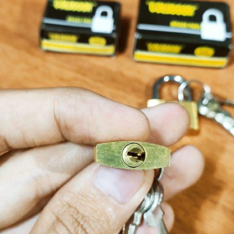 Ổ khoá mini vali bằng thau cỡ 20mm và 25mm