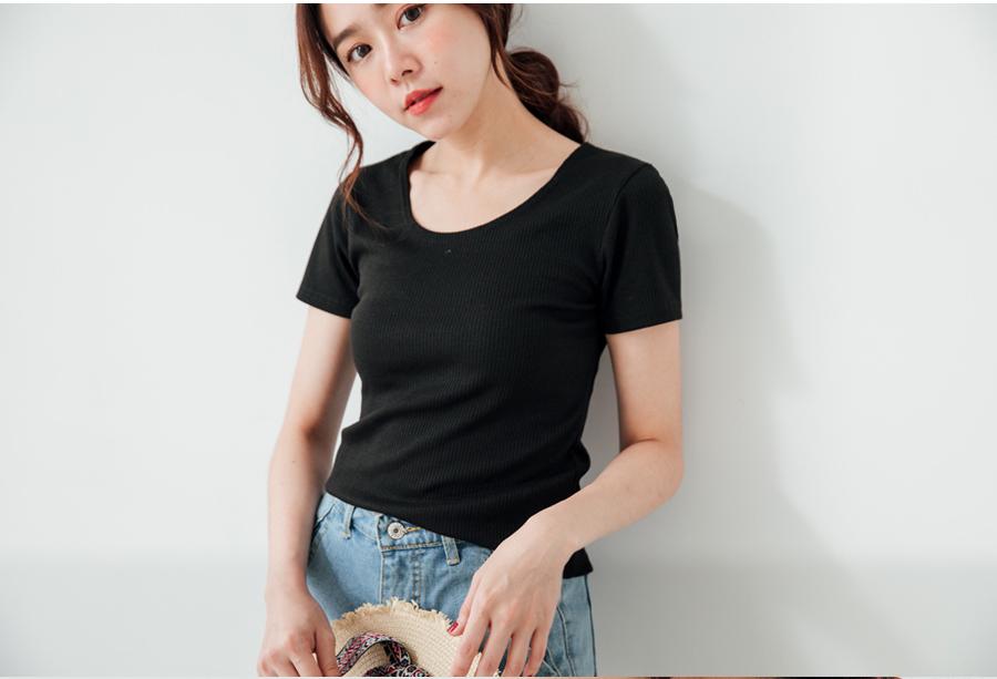Áo thun nữ nữ cổ tròn tay ngắn