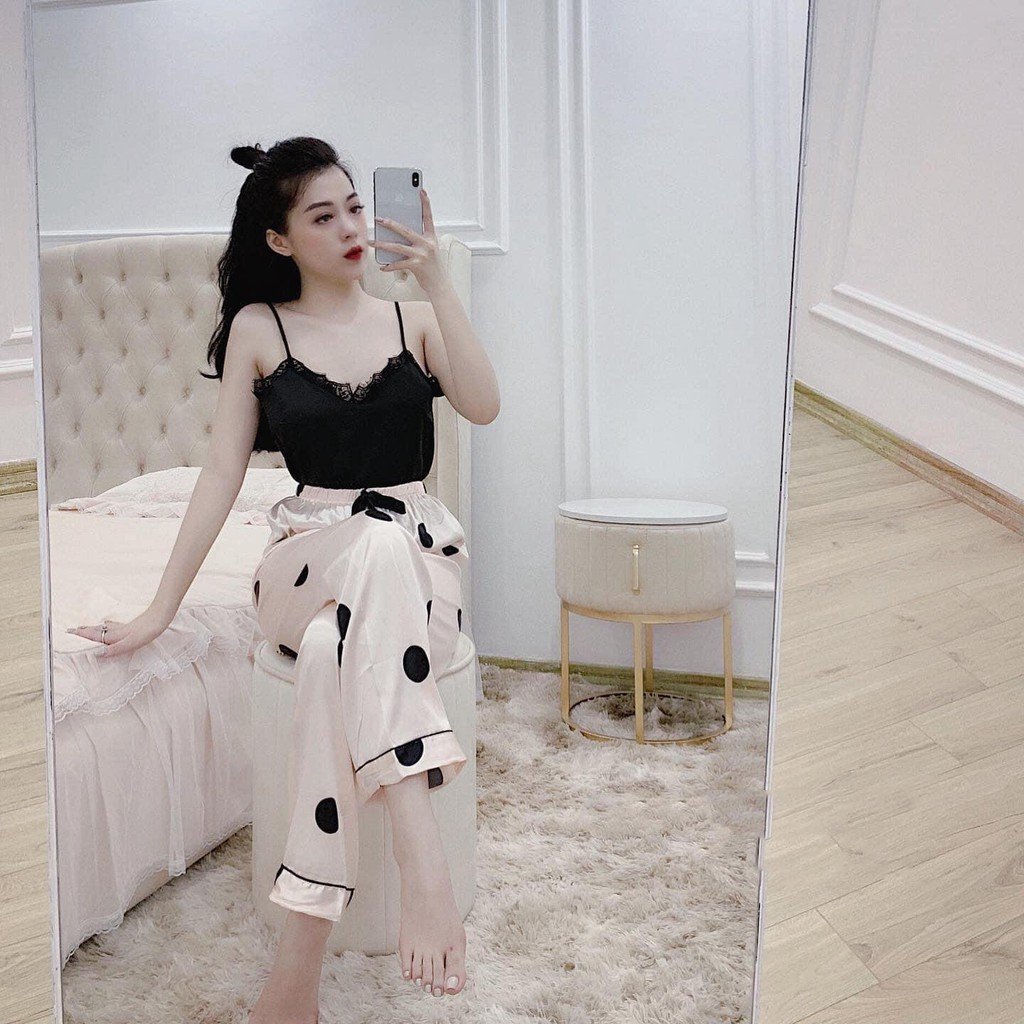 Bộ Đồ Lụa Mặc Ngủ-Set Đồ Ngủ Áo 2 Dây Phối Quần Dài Chấm Bi