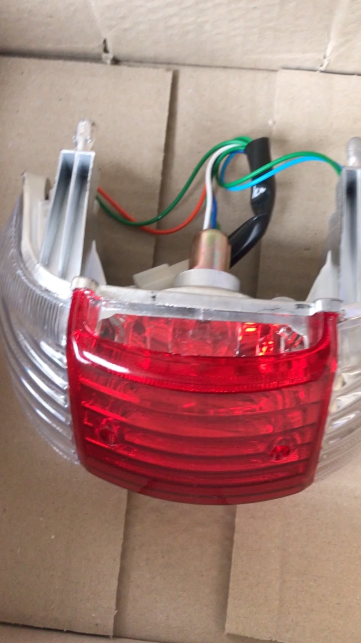 Cụm đèn hậu wawe thái 110, Anpha nhỏ