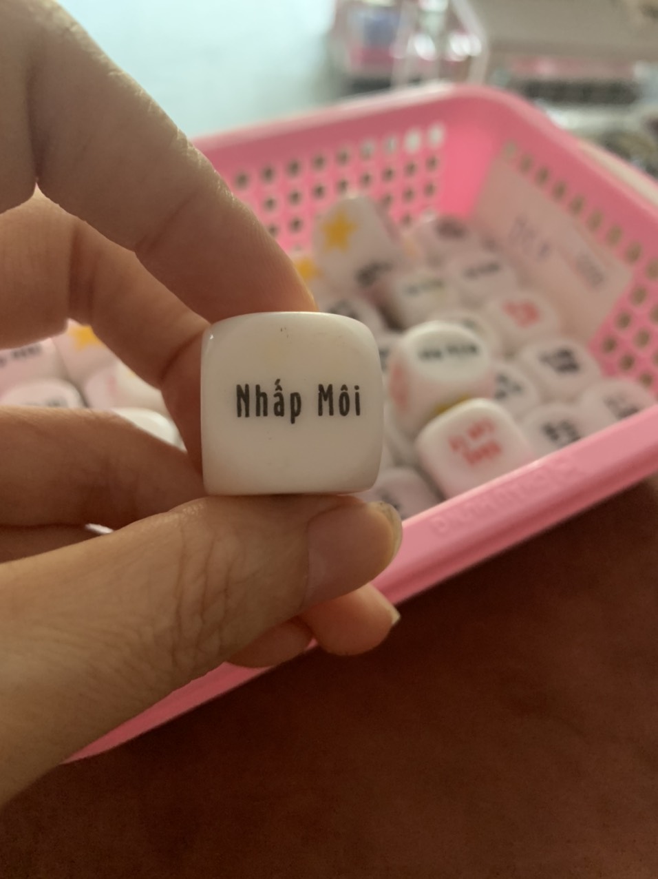 [HCM]Cục Xí Ngầu Lắc Uống Bia
