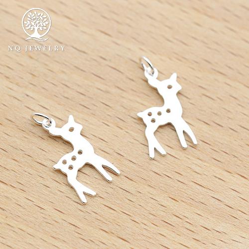 Charm bạc hình con hươu treo - NQ Jewelry