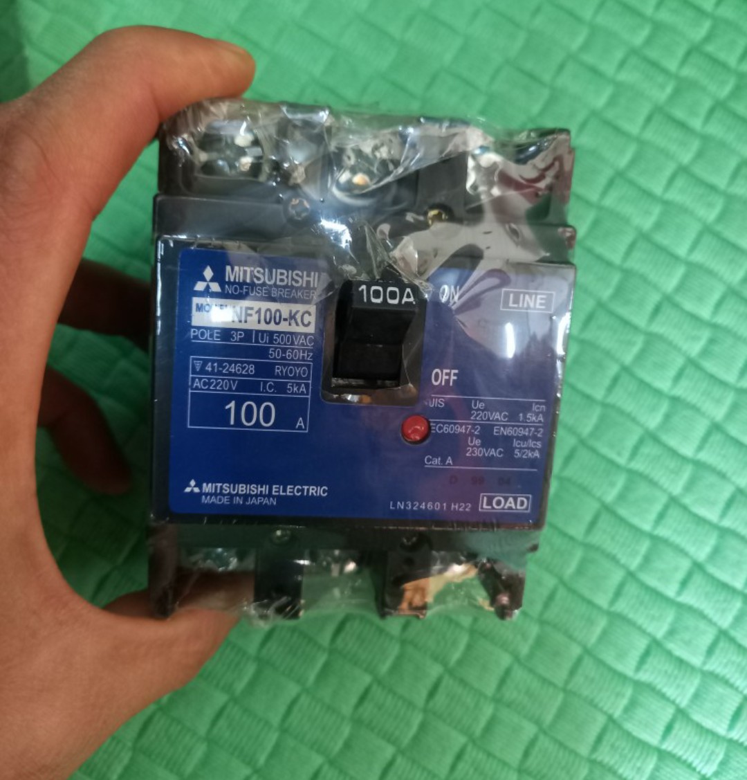 CB 3 PHA NHẬT 40A ĐẾN 100A NỘI ĐỊA NHẬT 380V