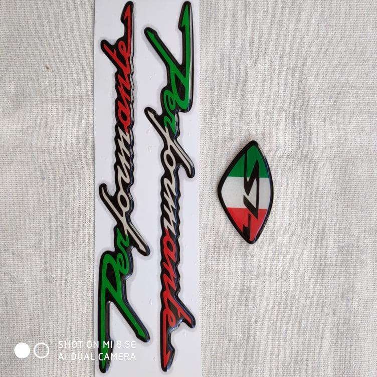 TEM LOGO CHỮ SH Ý VÀ CHỮ PERFORMANCE 3 MÀU CHO DÒNG XE SH ĐẢNG CẤP