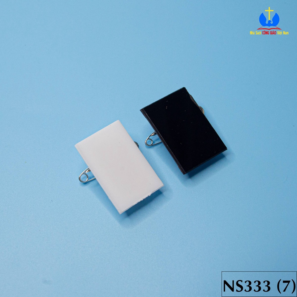 Kẹp đeo tang mica trắng đen NS333