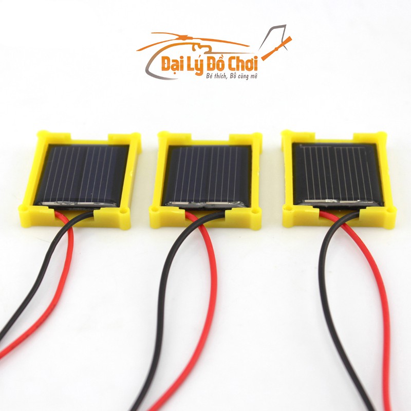 Tấm pin năng lượng mặt trời cỡ nhỏ kèm jack để chế tạo xe ô tô chạy pin