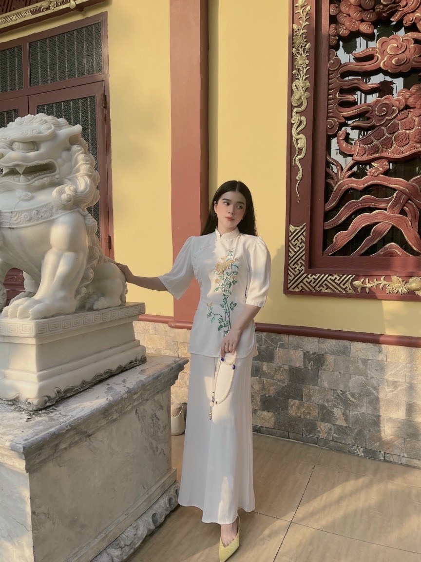 Đồ lam đi chùa # mẫu lụa sẫm cúc ngọc # quần áo nữ