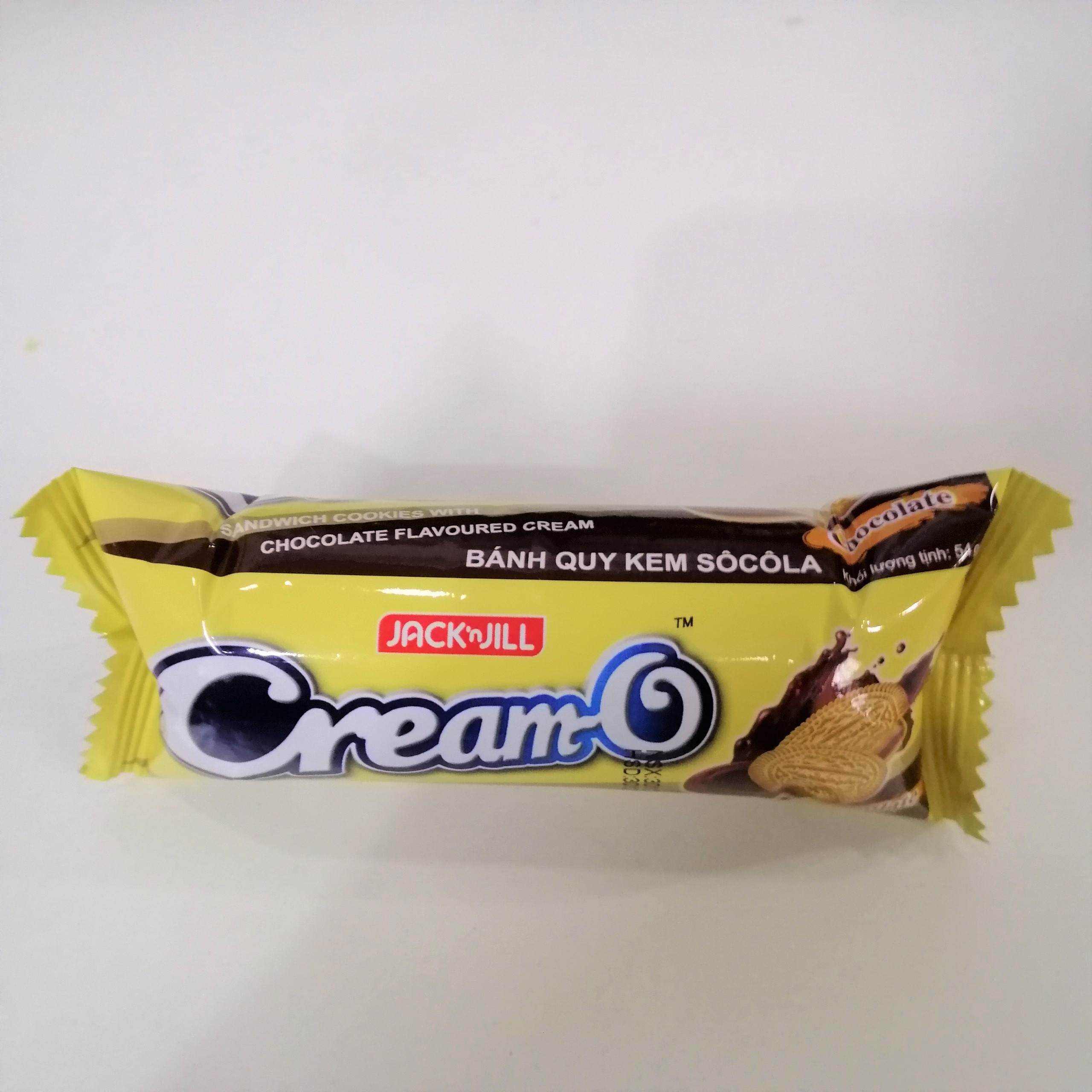 Bánh Quy Cream-O Kem Sôcôla (Cây 54g - Vàng)