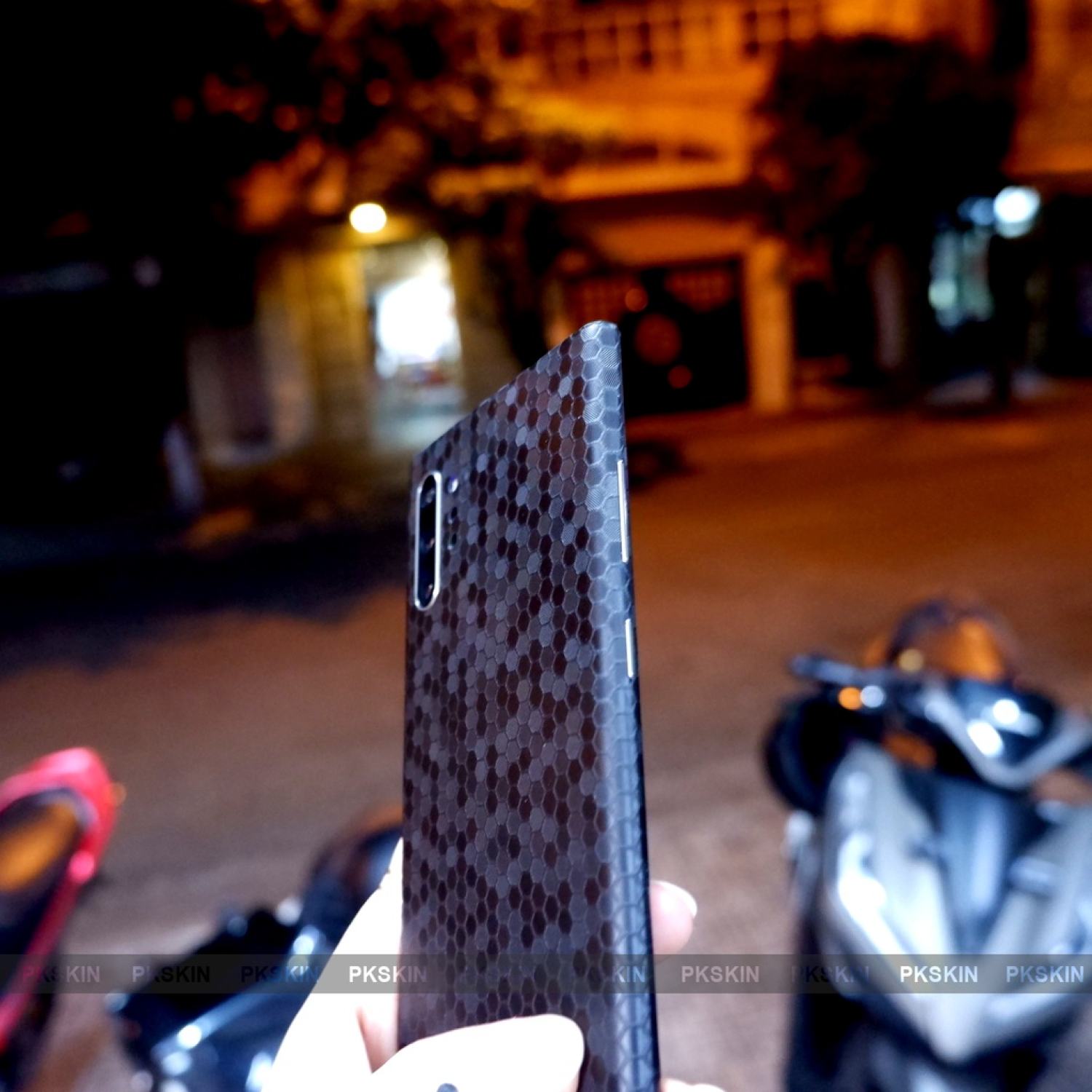 Miếng dán skin full lưng viền samsung Note 10 , Note 10 plus , note 20 , note 20 ultra honeycomb nhập khẩu