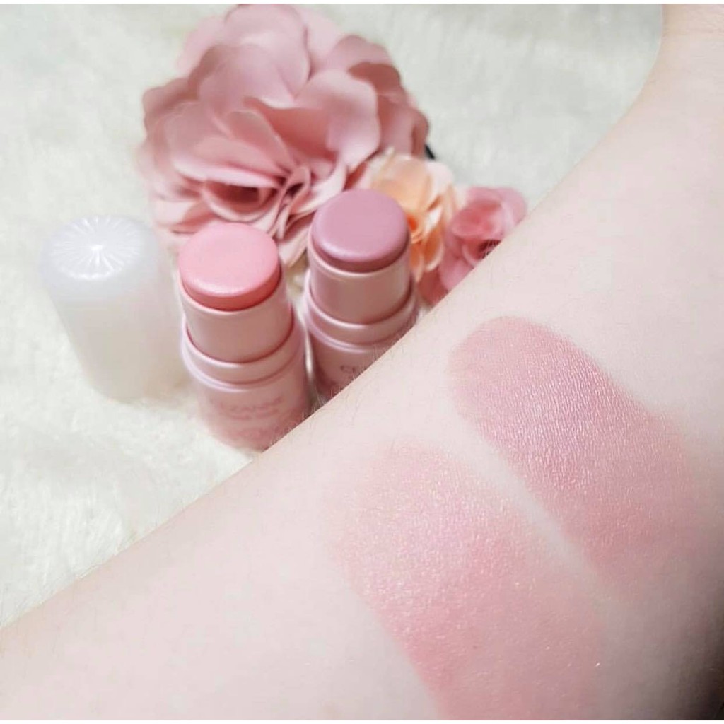 Cezanne Má Hồng Dạng Thỏi Cheek Stick Blush