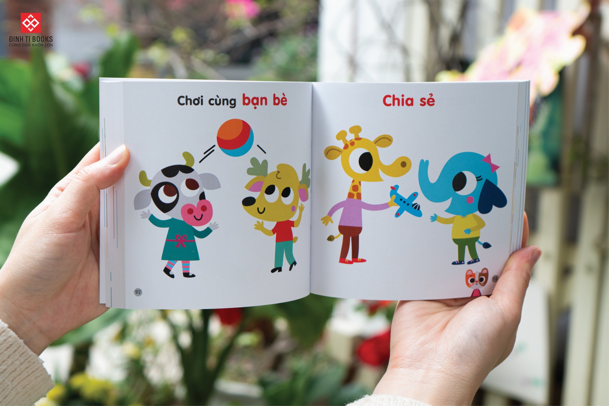 Sách - 200 từ vựng mẹ cùng con học nói