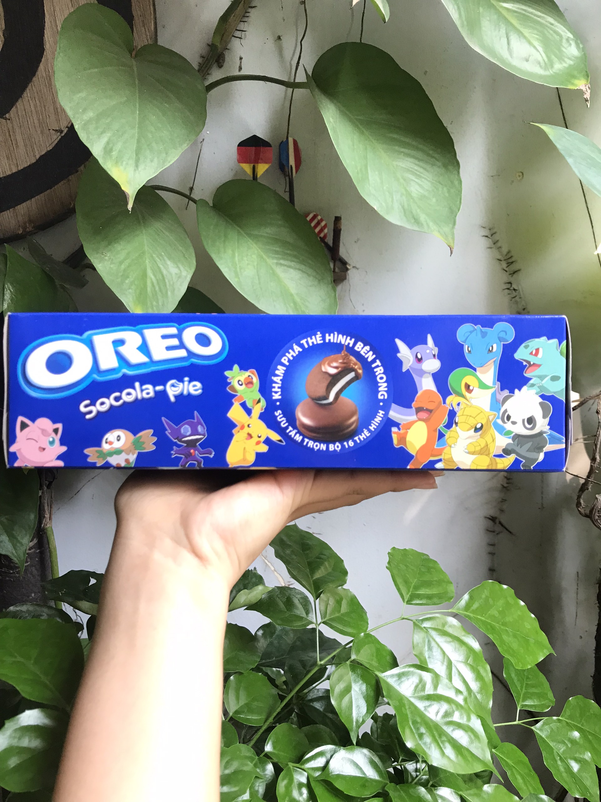 Bánh Sôcôla Nhân Dẻo Marshmallow Cadbury Oreo Socola-pie Chocolate (Hộp 168g)