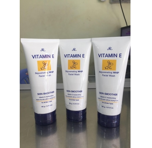 [HCM]Sữa Rửa Mặt Aron Vitamin E 150g - KM