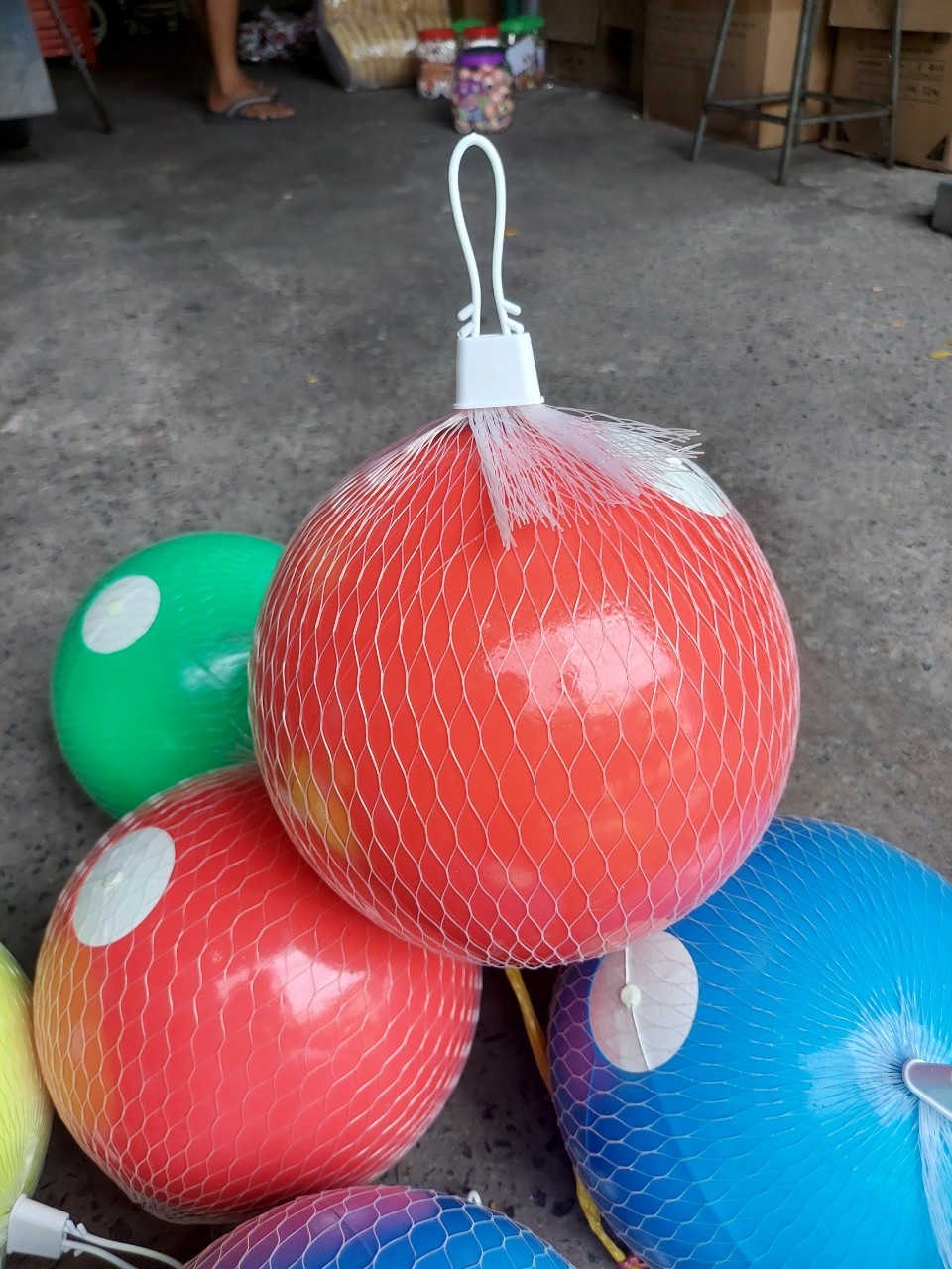 Đồ chơi bóng nhựa 2 lớp
