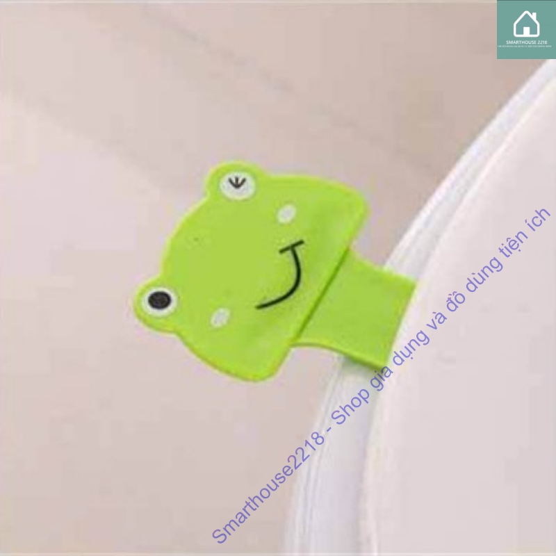 Tay cầm hỗ trợ đóng mở nắp bồn cầu