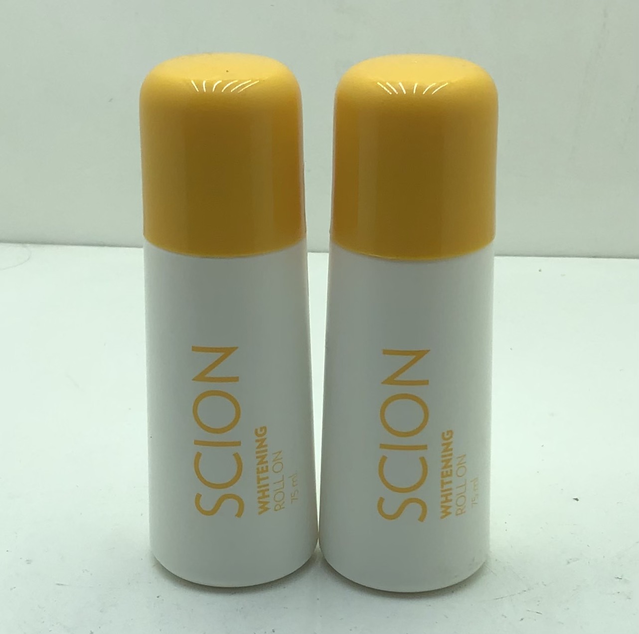 Lăn Khử Mùi Scion Nuskin 75ml