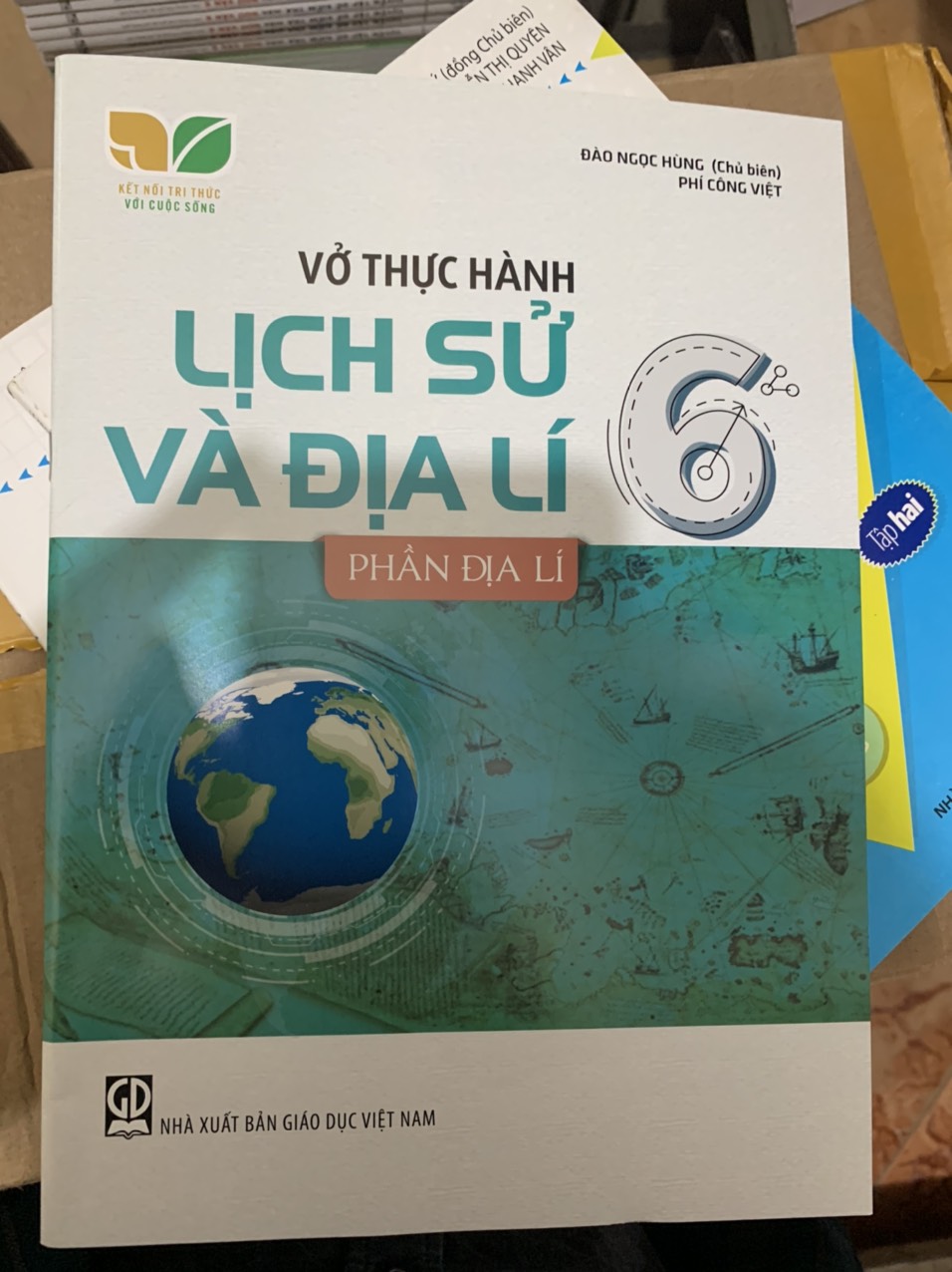 Vở thực hành lịch sử và địa lý 6