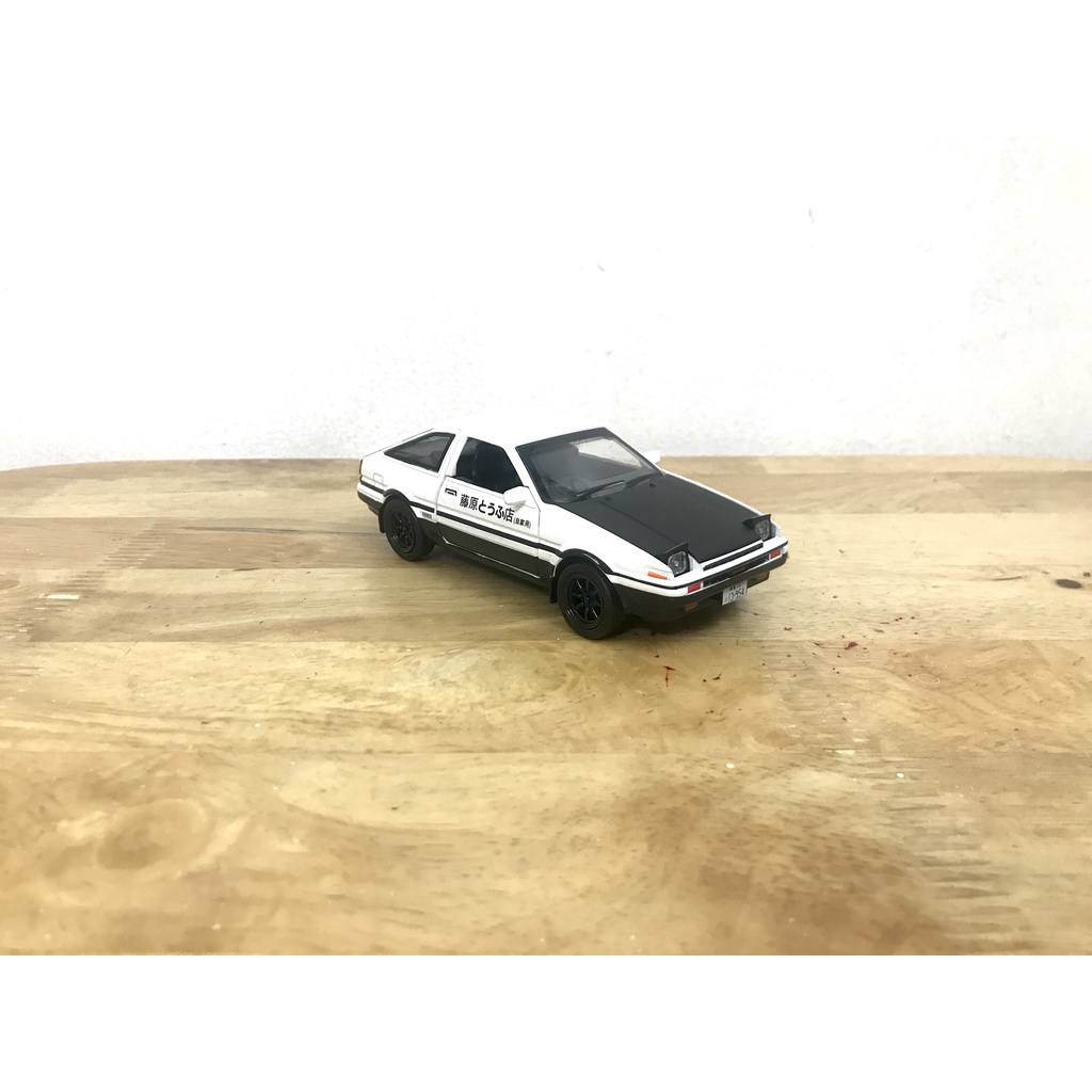 Mô hình xe Toyota AE86 _ Tỷ lệ 1:32
