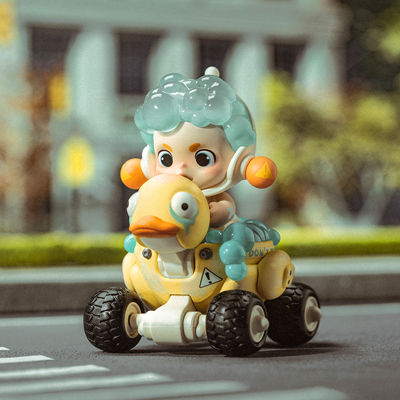 POP MART SKULLPANDA Laid Back Tomorrow Series Blind Box Action Figure