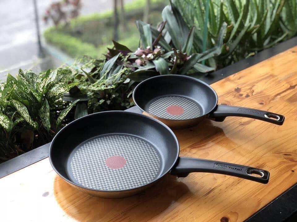 Chảo Tefal Jamie Oliver Titanium 20cm