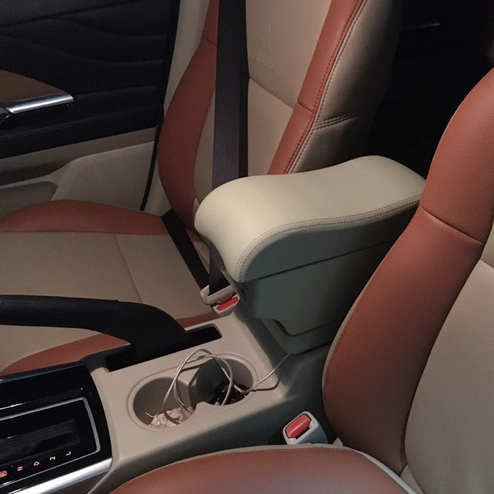 Hộp tỳ tay ô tô, xe hơi cao cấp Mitsubishi Xpander tích hợp 6 cổng USB