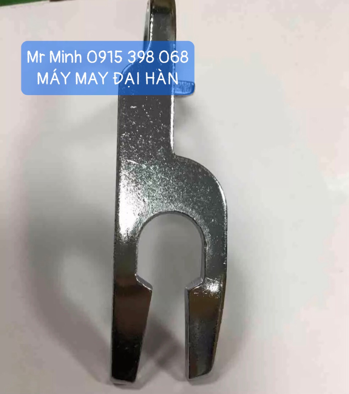 Chân vịt máy cắt đứng KM Estman