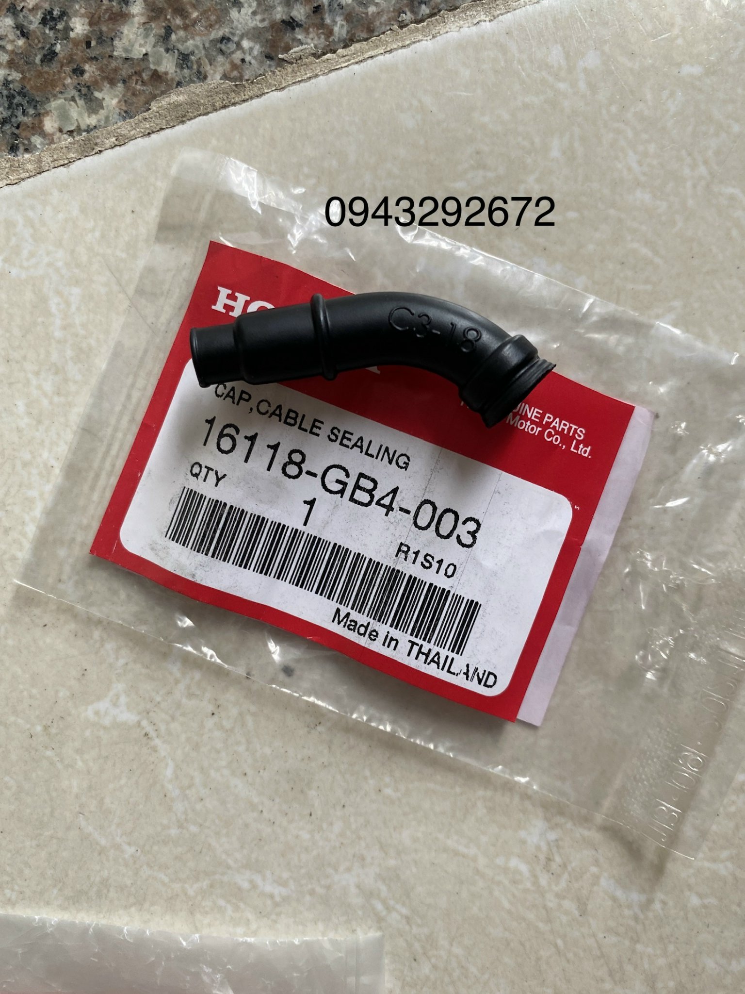 Cao su nắp quả ga Dream, Wave Thái Honda ( 16118GB4003 )