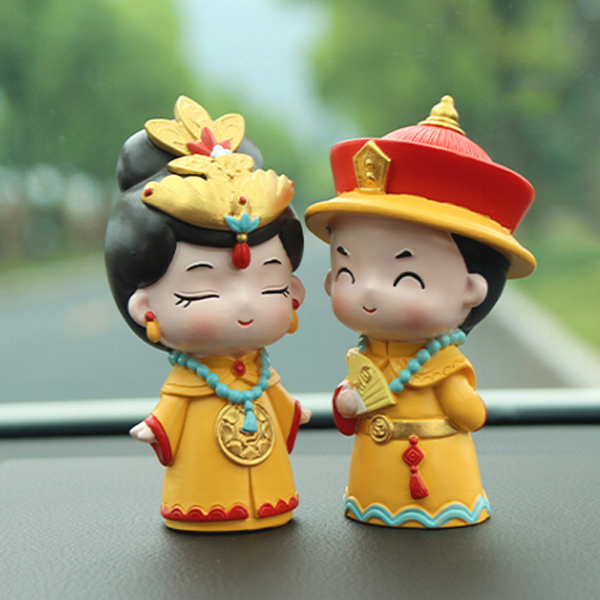 [HCM]Bộ 02 tượng Vua - Hậu chibi