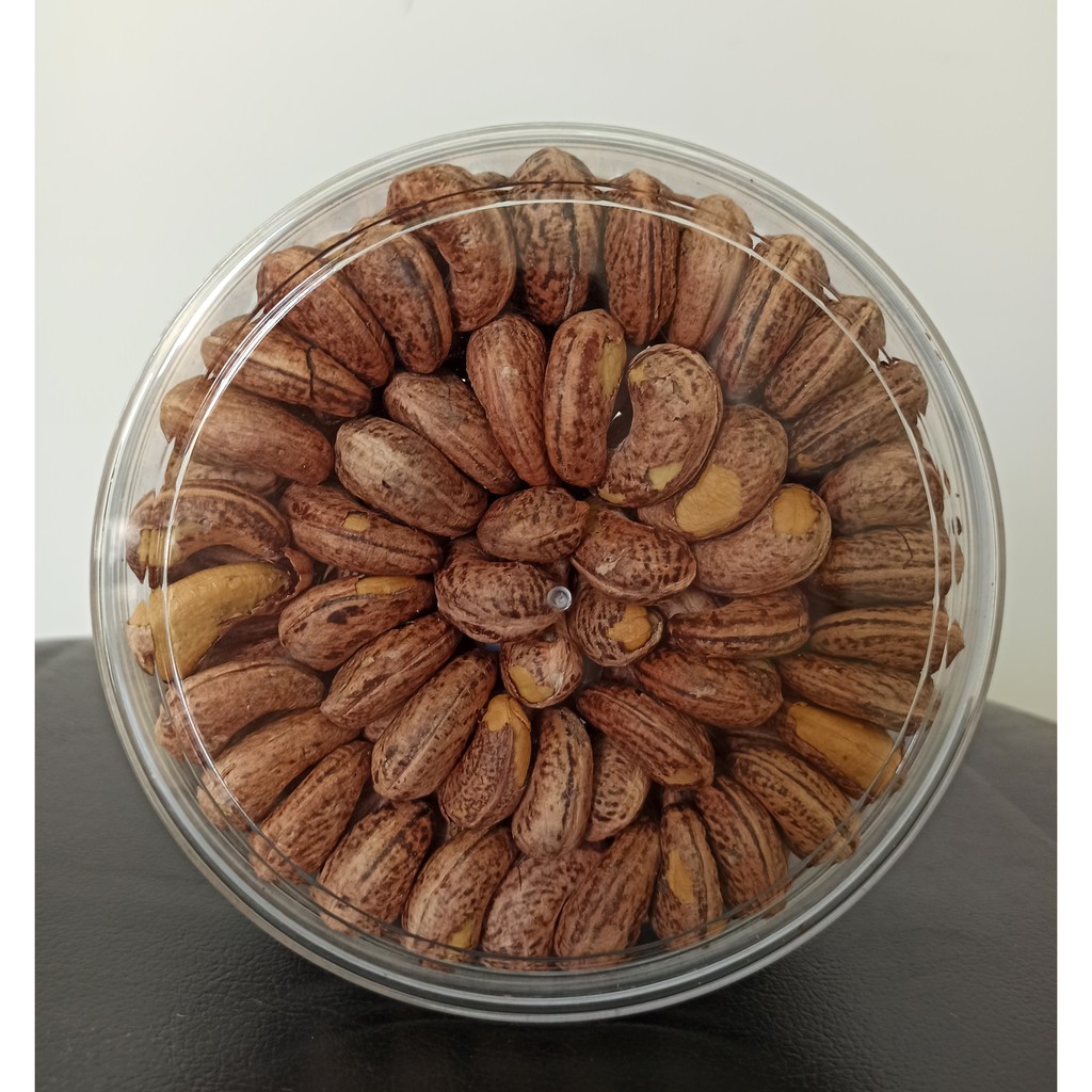 Hạt Điều Nguyên Lụa Xếp Hoa Saigonfood 500g