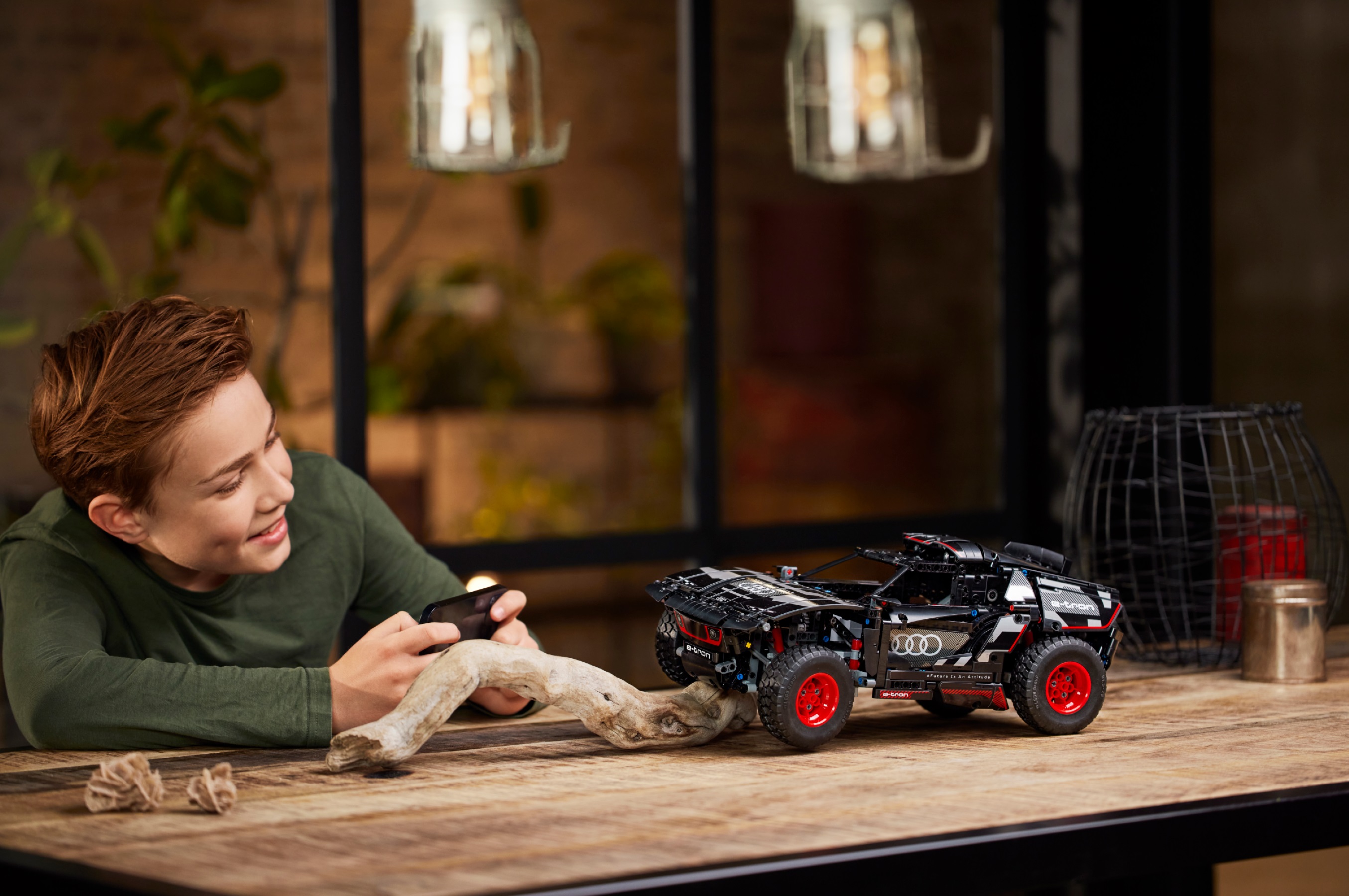 [HAPPY BRICKS] LEGO TECHNIC - 42160 - XE ĐUA ĐỊA HÌNH AUDI RS Q E-TRON
