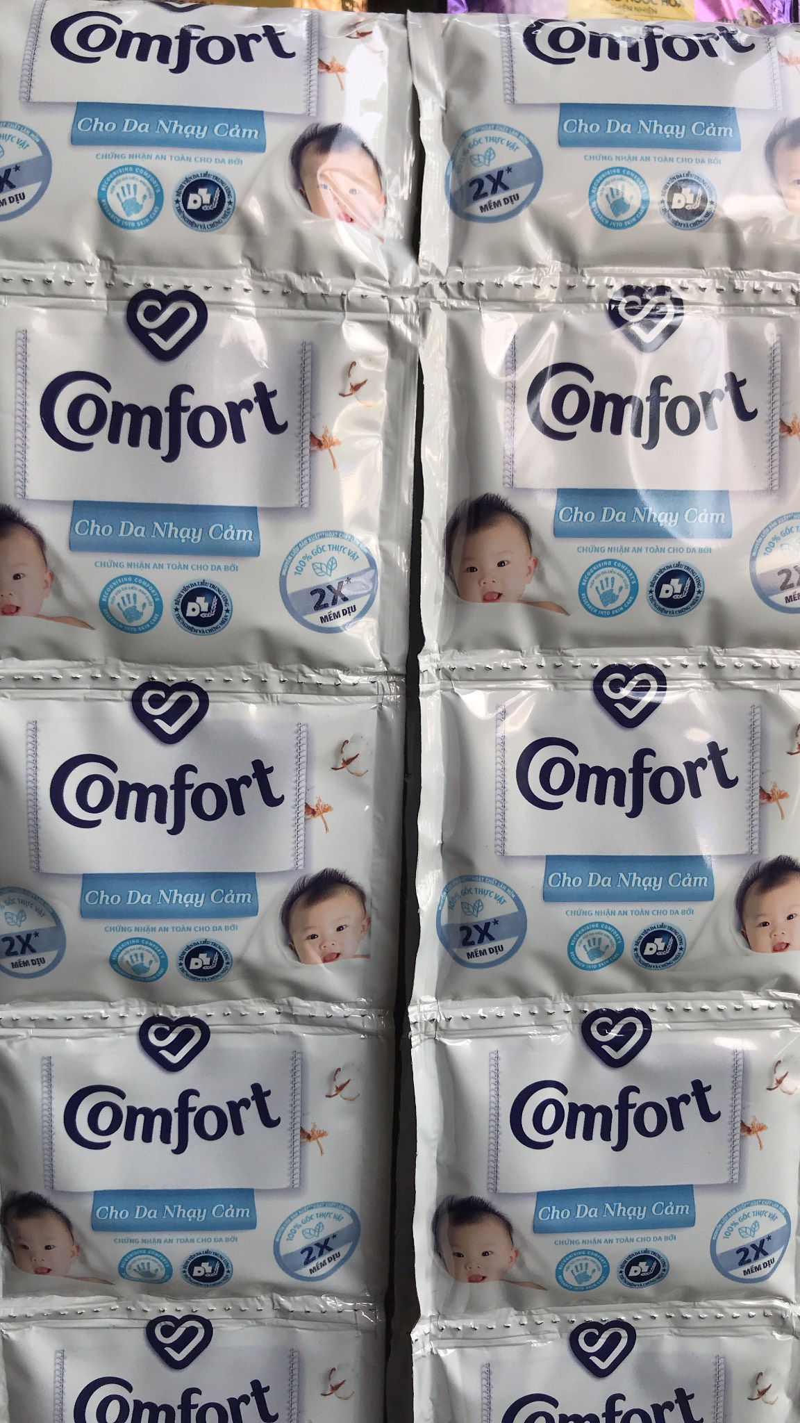 Nước xả Comfor dây 10 gói các mùi