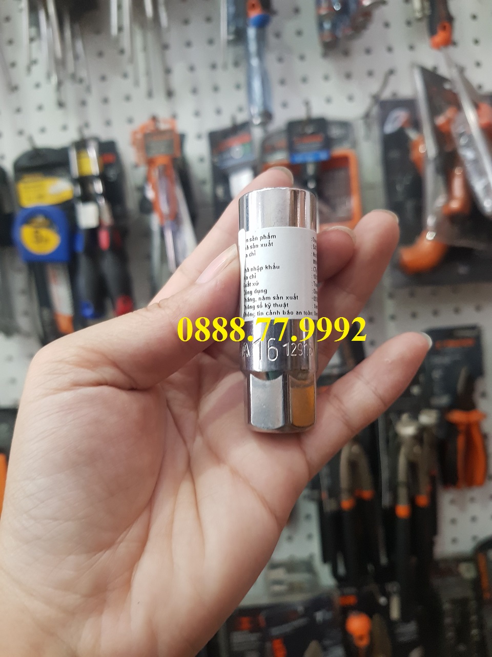 Đầu tuýp mở bugi 3-8in 16mm Sata 12915