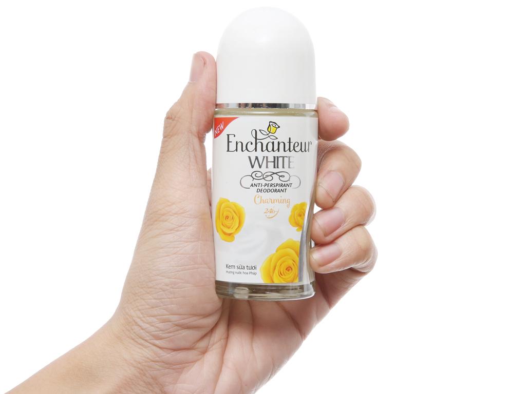 Lăn khử mùi Enchanteur White Charming 50ml (Màu Vàng Sữa)