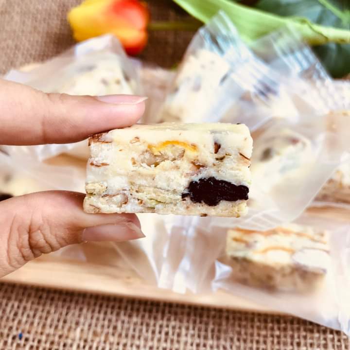 KẸO NOUGAT NHIỀU HẠT - KẸO HẠNH PHÚC