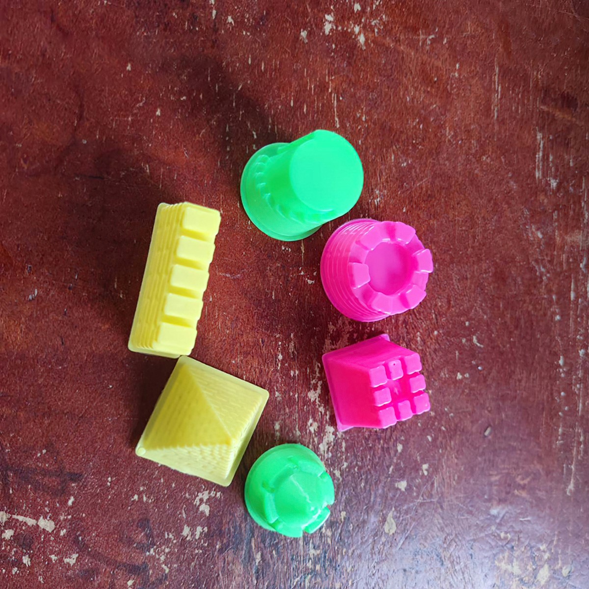 Kinetic sand play mold, modeling clay for children (powder not included)