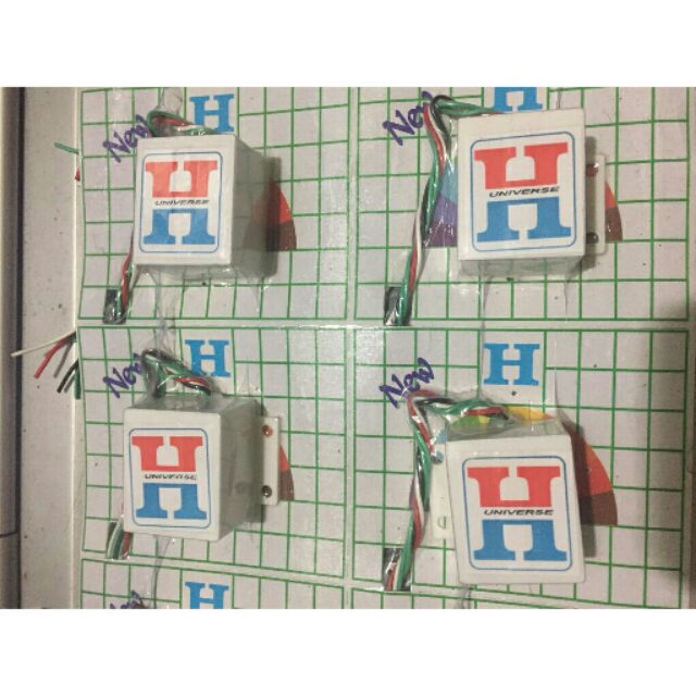 Chip H đá xi nhan đèn hậu